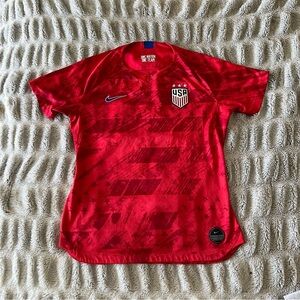 Nike Women's USA Alex Morgan 13 Soccer Breathe Stadium Away Jersey sz M dri fit